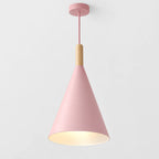 Suspension conique rose en métal et bois – vue de face
