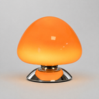Lampe de chevet champignon tactile orange en verre avec socle chromé, vue de face