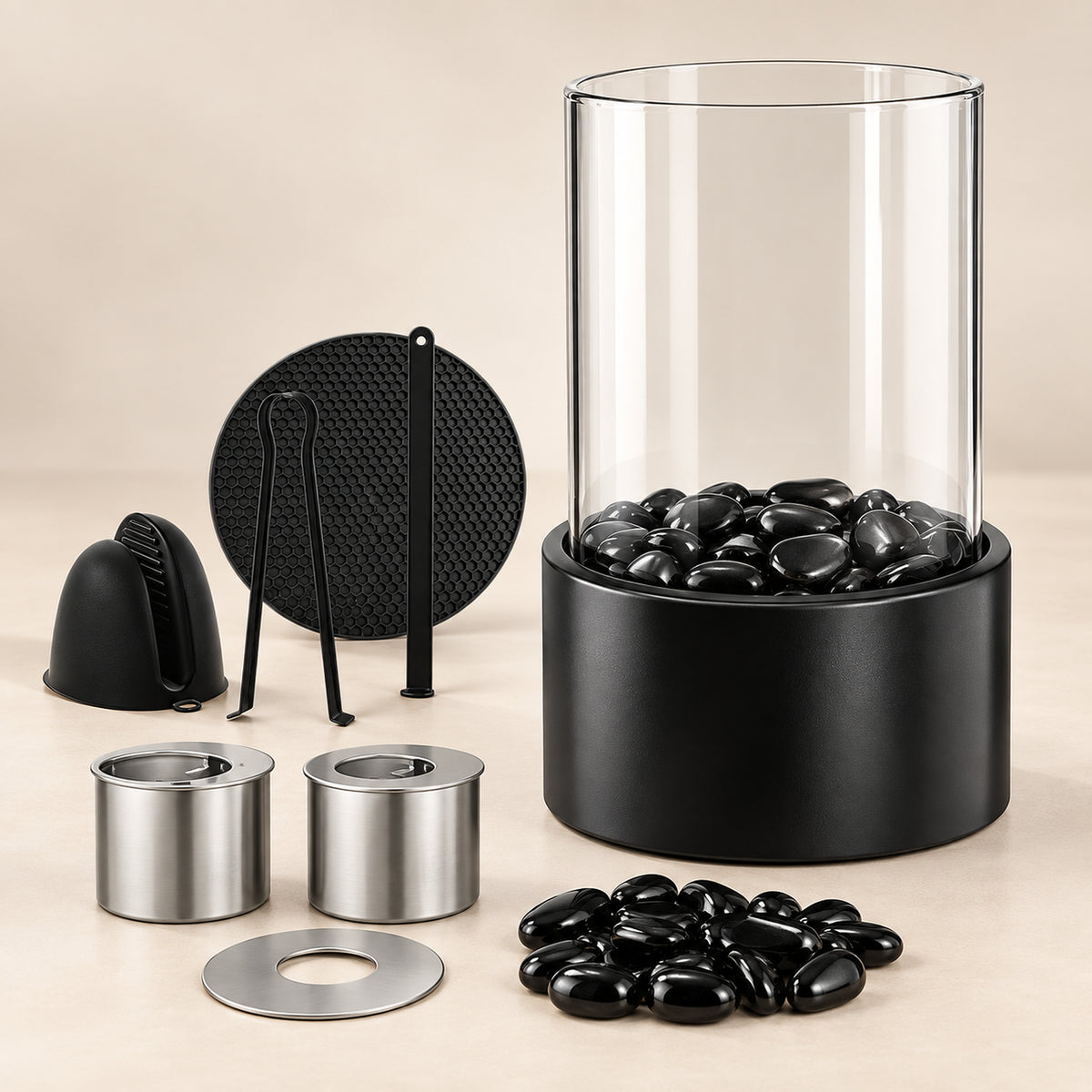 Cheminée de table noire avec ses accessoires